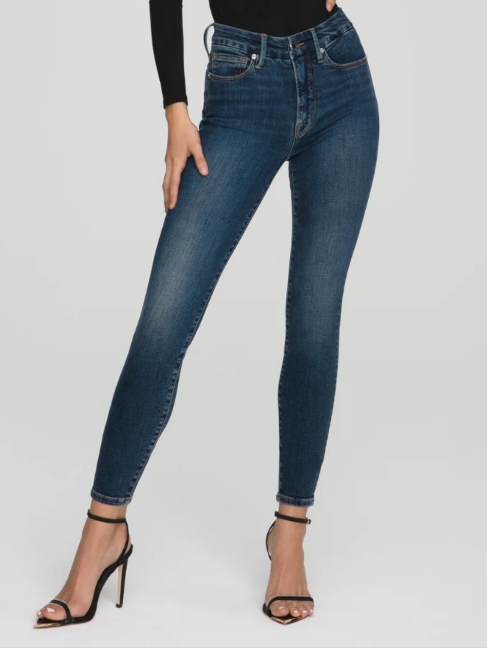 Good American Good Kegs Skinny Jeans